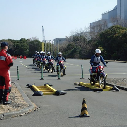 機動二輪活動技術研修 消防活動二輪車先行員